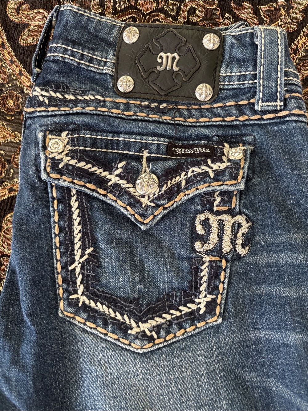 Miss Me Blue Embroidered Pocket Capri Jeans